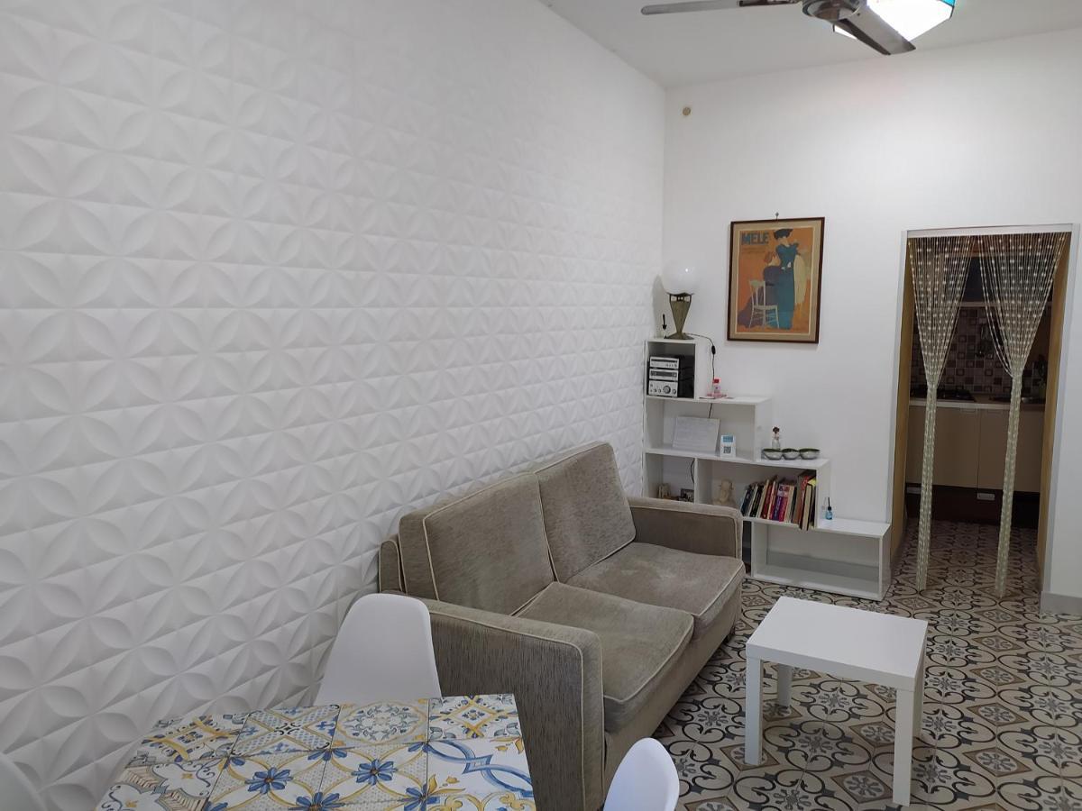 Casa Vacanze Maison Zio Bruno A' Scalinatella เนเปิลส์ ภายนอก รูปภาพ